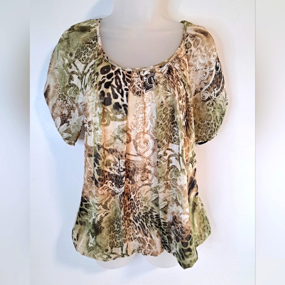 Roz & Ali Women's Medium Top Flowey Peasant Beige Animal Print Lined